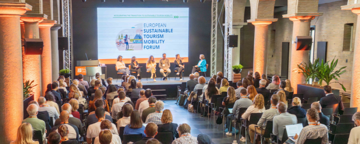 Alternative futures for tourism mobility